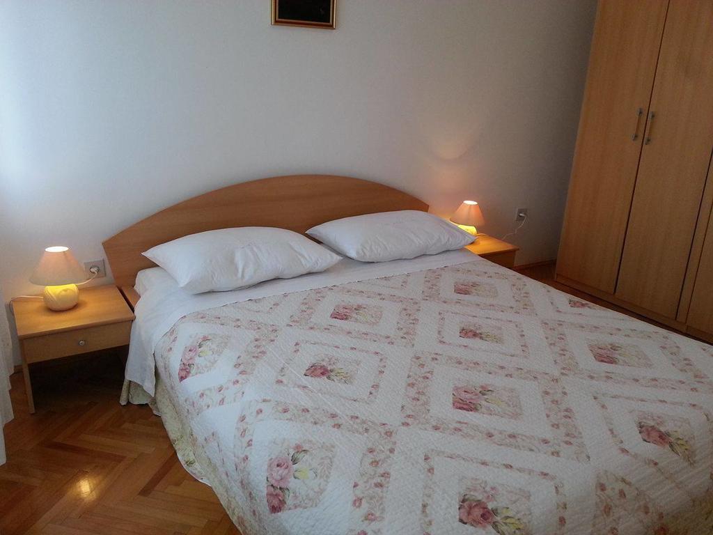 Apartment Ivo Trogir Exteriör bild