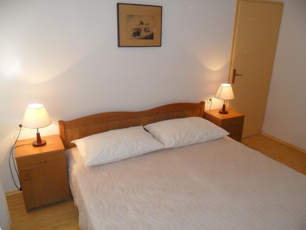 Apartment Ivo Trogir Exteriör bild