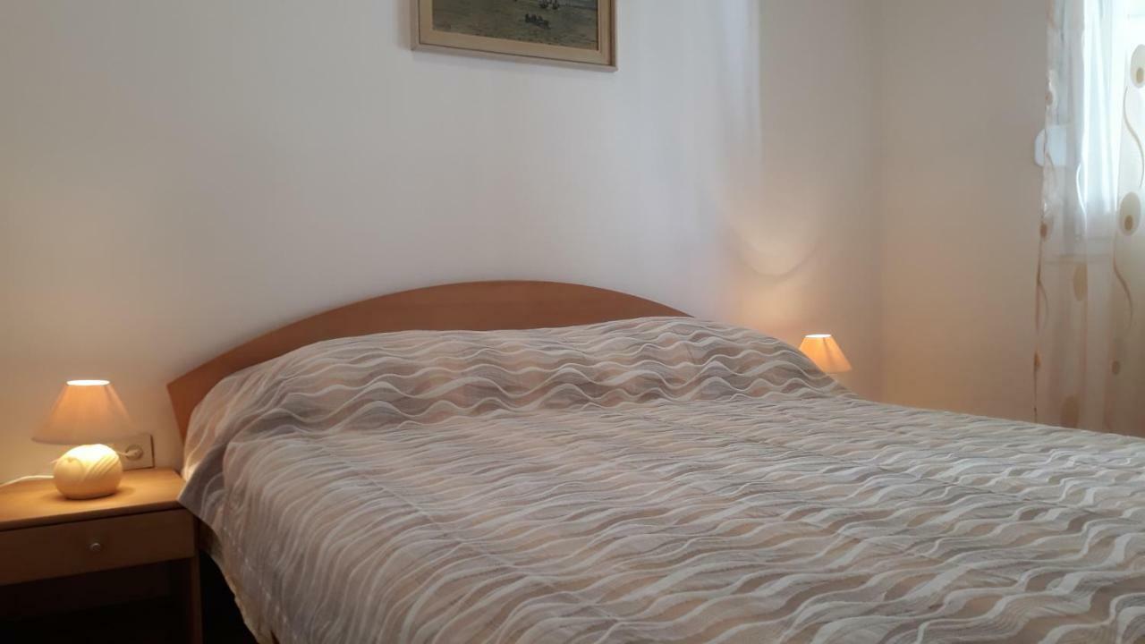 Apartment Ivo Trogir Exteriör bild