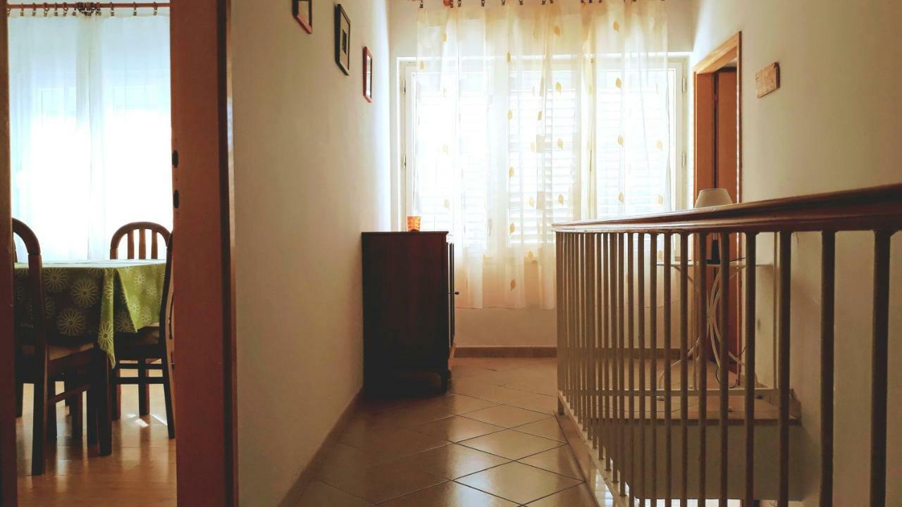 Apartment Ivo Trogir Exteriör bild